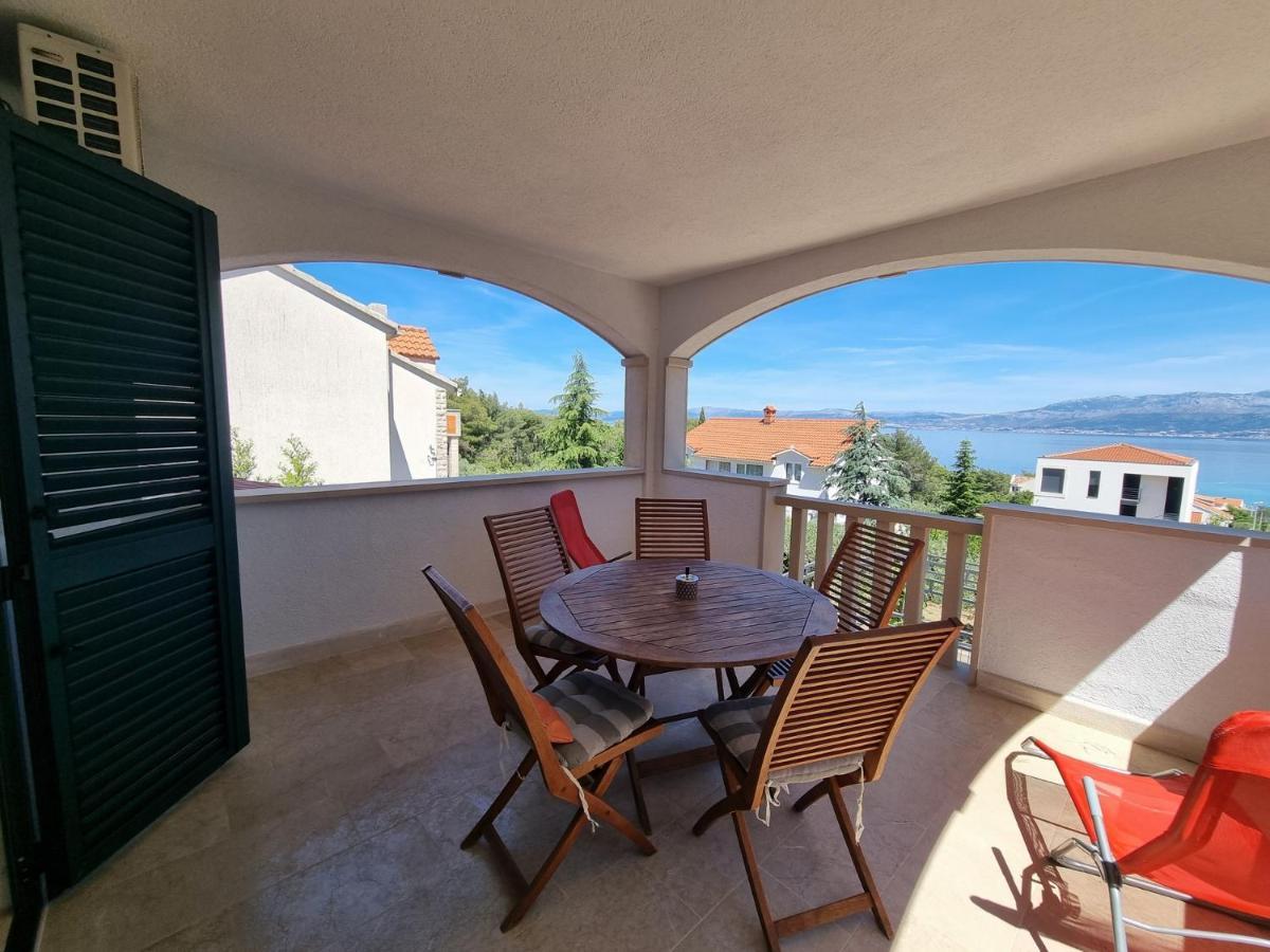 Apartments Serenity Supetar Extérieur photo